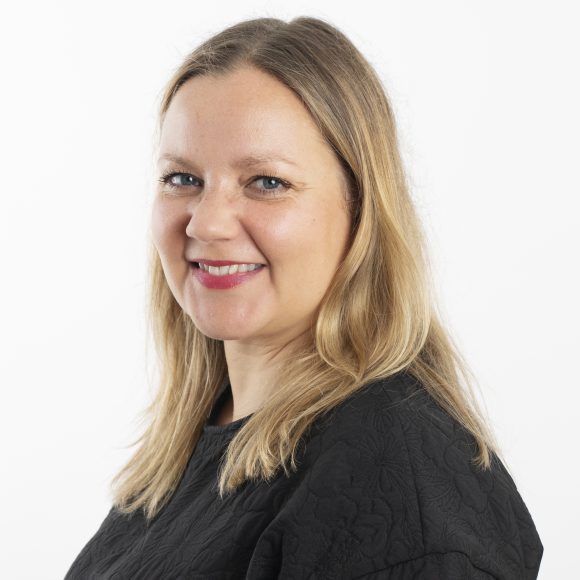 Anna-Riikka Vuoren profiilikuva.