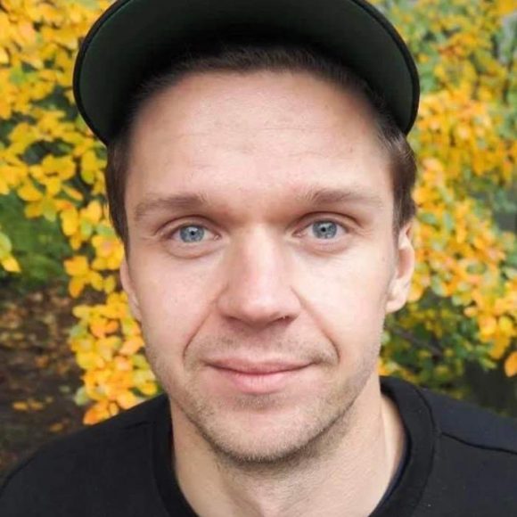 Ilkka Piiraisen kasvokuva.